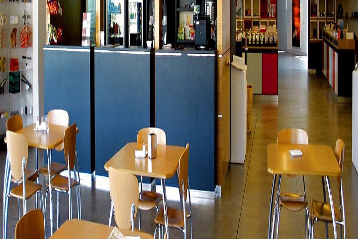 cafeteria